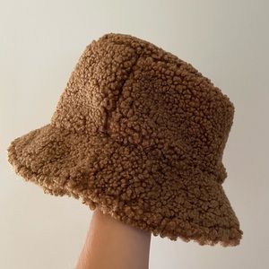 Teddy Fur Bucket Hat